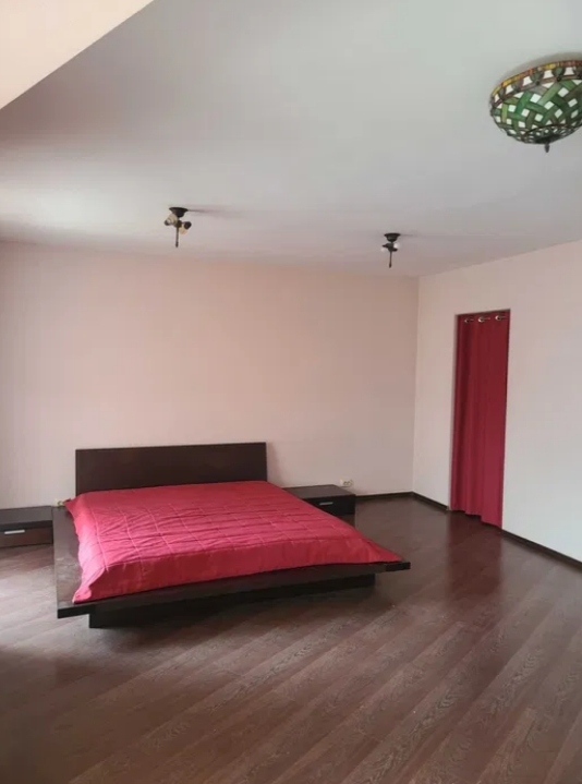 продажа трехкомнатной квартиры номер A-173849 в Киевском районе, фото номер 8